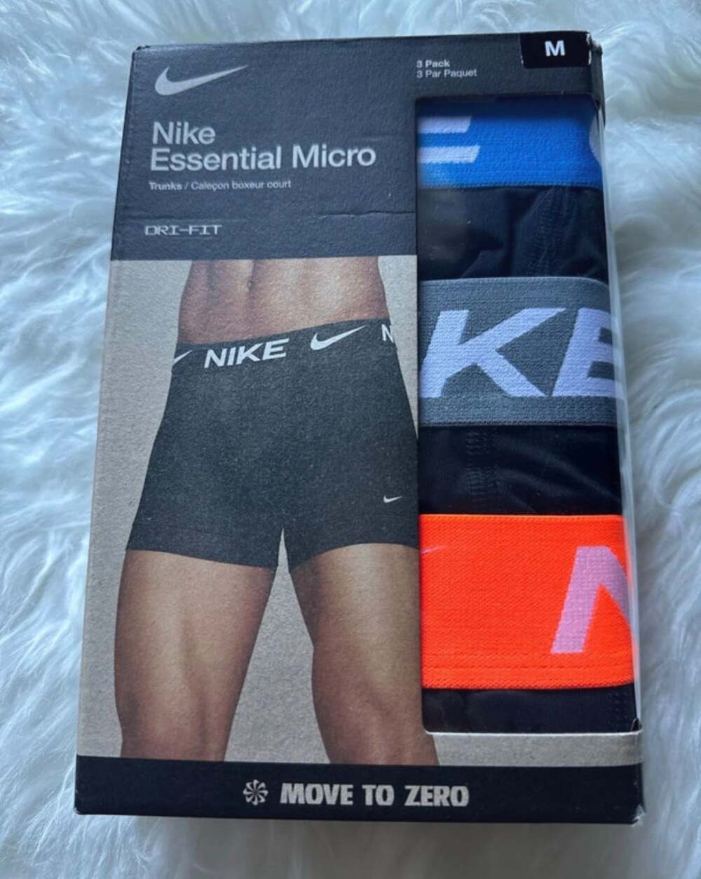 W1 Medium Nike Essential Micro Dri-FIT Men’s Trunks, 3 Pairs